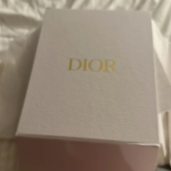 ❤️❤️HOST PICK❤️❤️ Christian Dior 30 Montaigne Box Bag - Picture 9 of 13